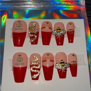 10 PC Hand Crafted Bee Snake Nails NWT